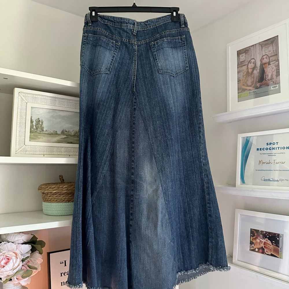 Jean skirt - Picture 2 of 6